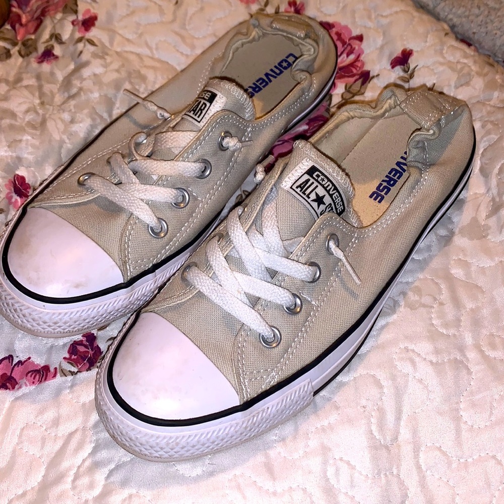 Women’s size 9 Converse All Star Beige - like new